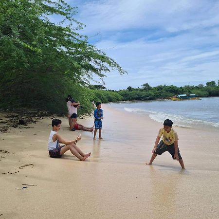 Calatagan'S Bahay Kubo - With Beach Access Otel Batangas Dış mekan fotoğraf