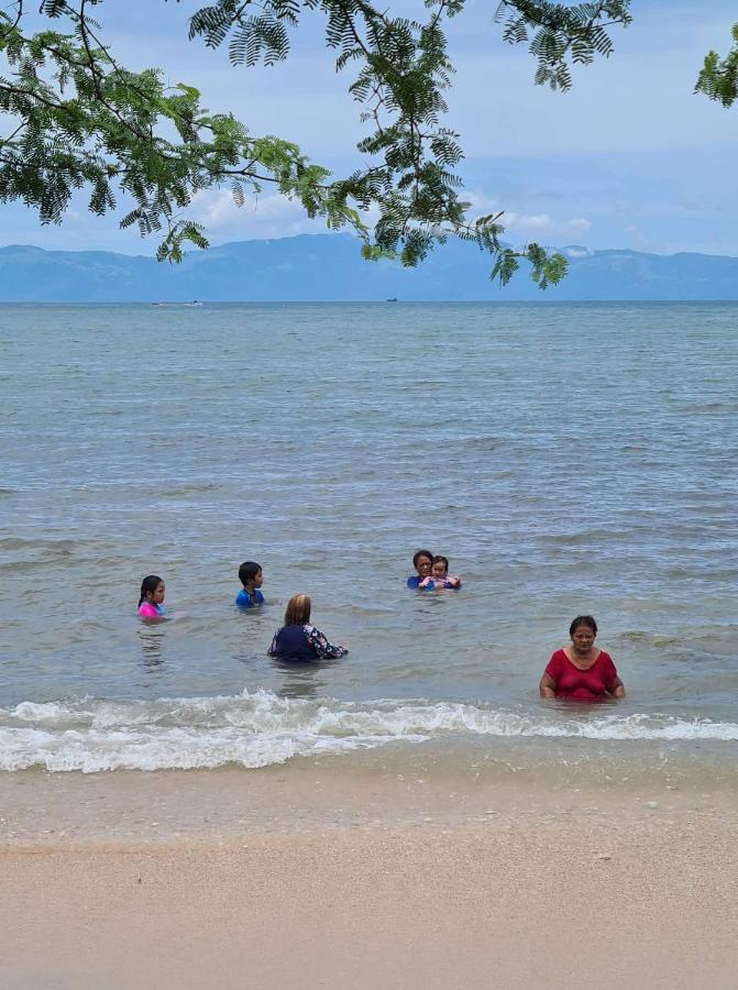 Calatagan'S Bahay Kubo - With Beach Access Otel Batangas Dış mekan fotoğraf